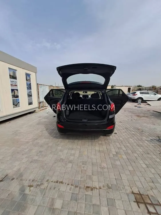 Hyundai Tucson 2014 for Sale in Sharjah Image-14