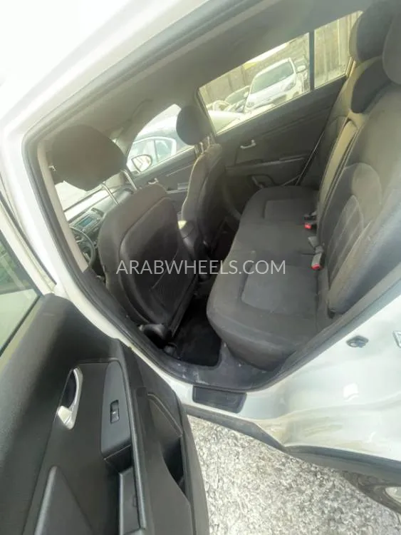 Kia Sportage 2013 for Sale in Sharjah Image-3