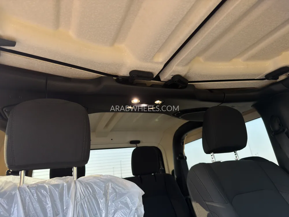 جيب رانجلر 2019 for Sale in دبي Image-12