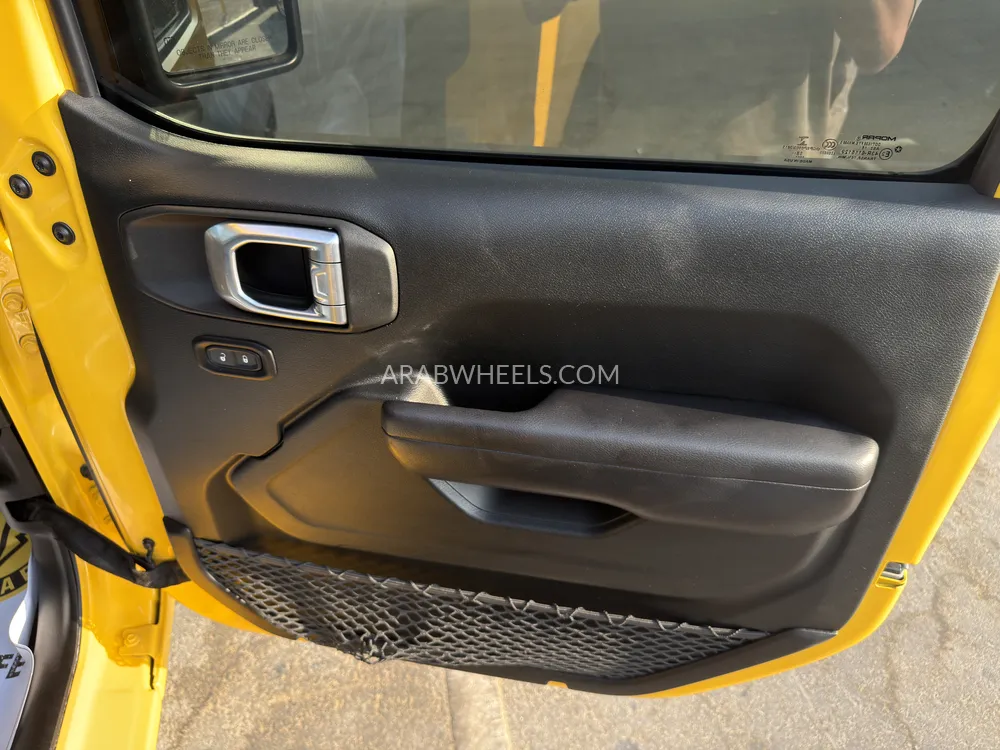 جيب رانجلر 2019 for Sale in دبي Image-13