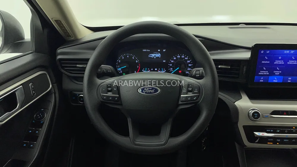 Ford Explorer 2023 for Sale in Dubai Image-17