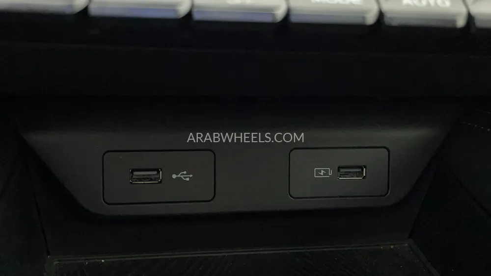 Geely Coolray 2024 for Sale in Dubai Image-58