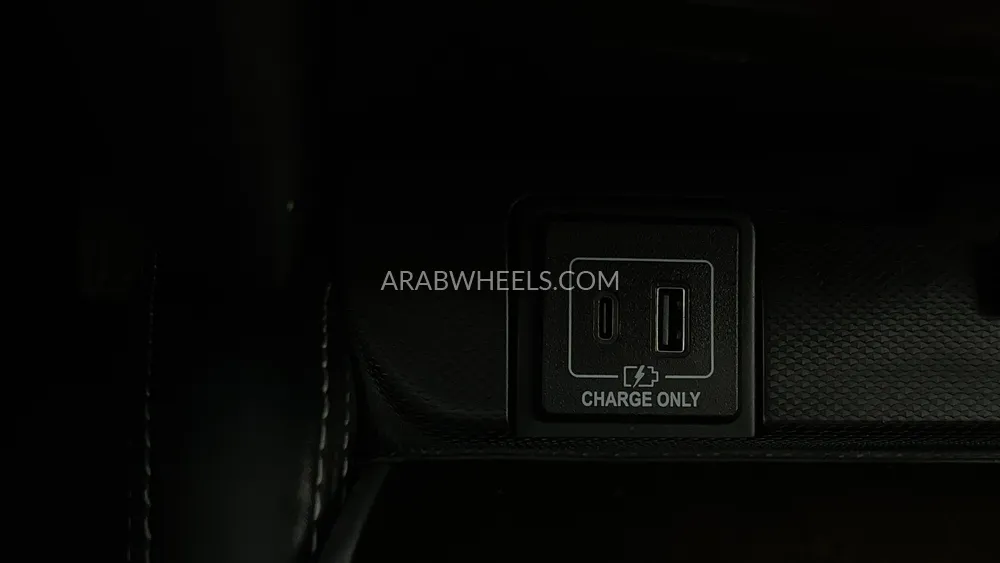 Infiniti QX60 2020 for Sale in Dubai Image-53