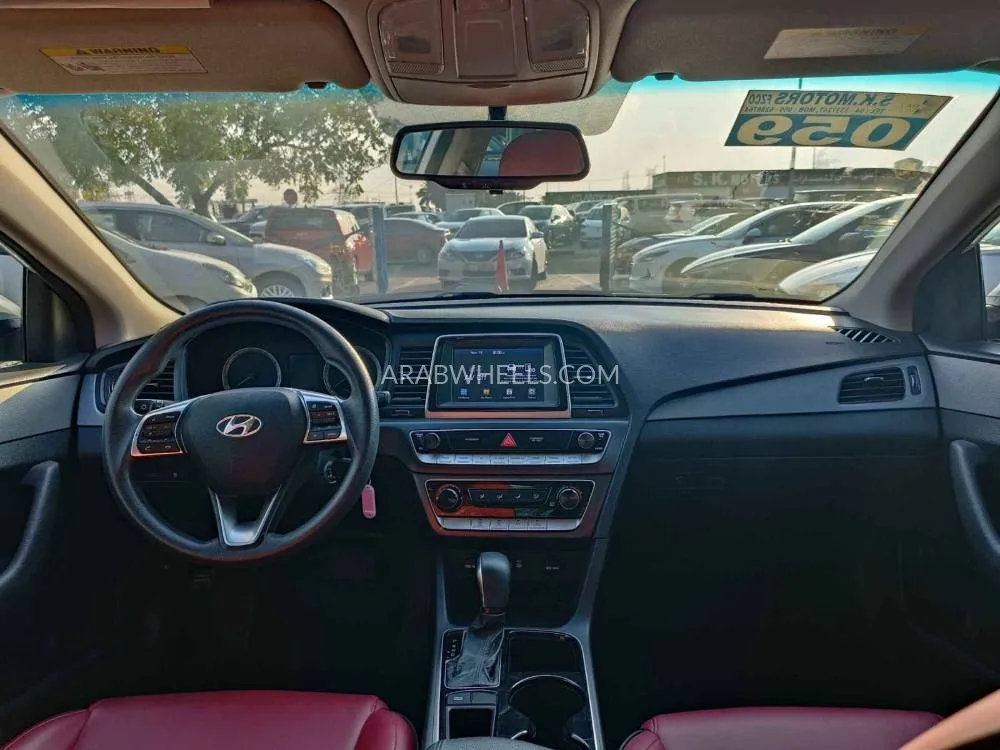 Hyundai Sonata 2019 for Sale in Dubai Image-22
