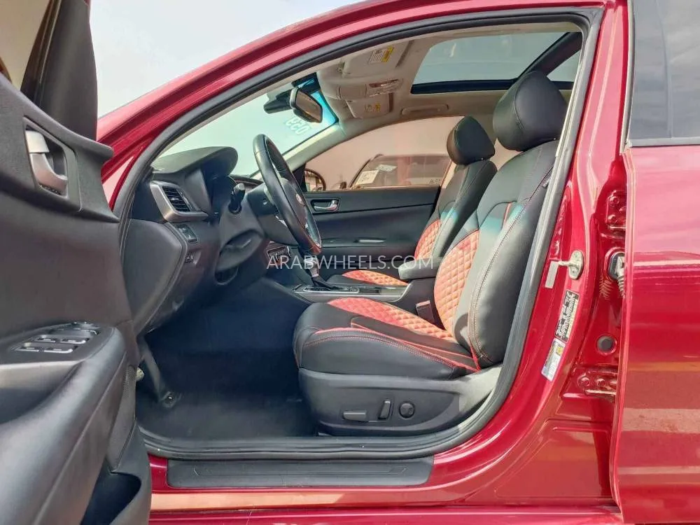 Kia Optima 2019 for Sale in Dubai Image-16