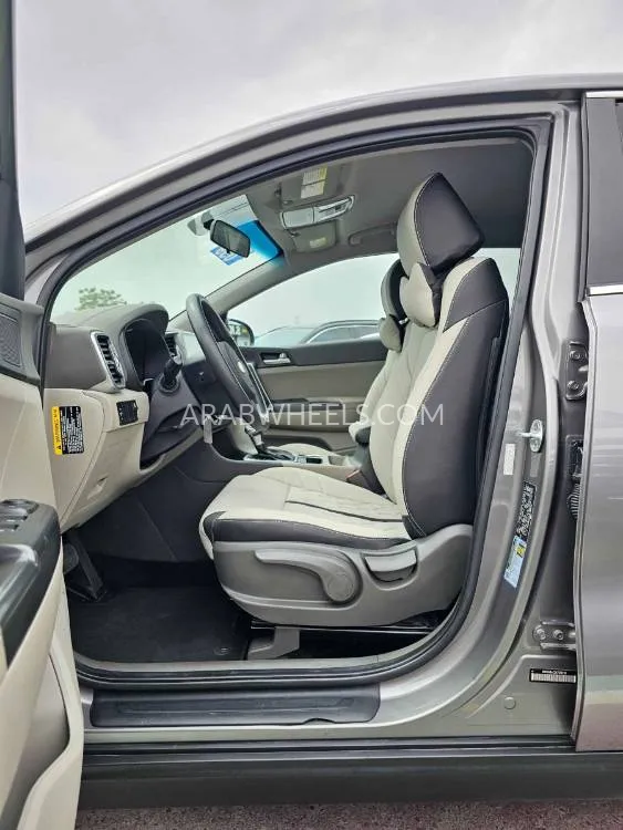 Kia Sportage 2019 for Sale in Dubai Image-2