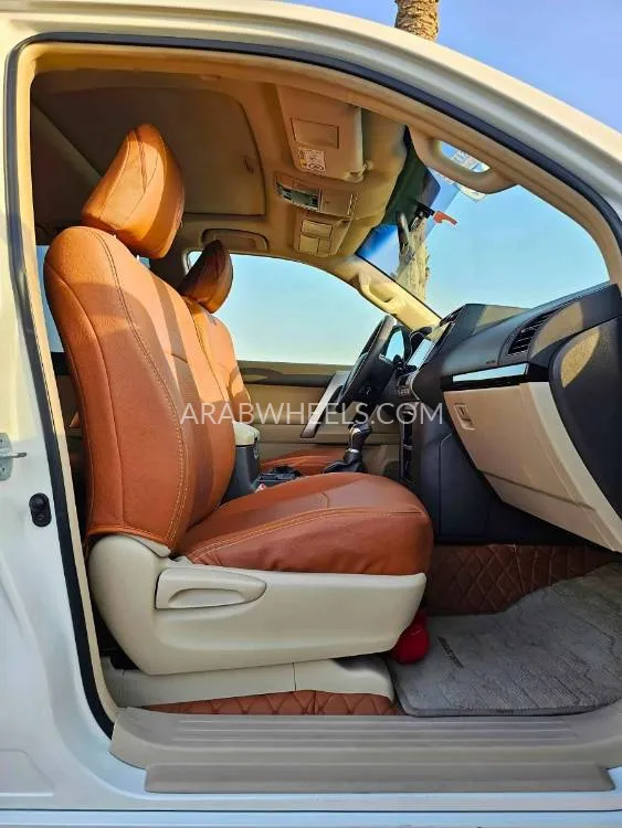 Toyota Land Cruiser Prado 2022 for Sale in Dubai Image-20