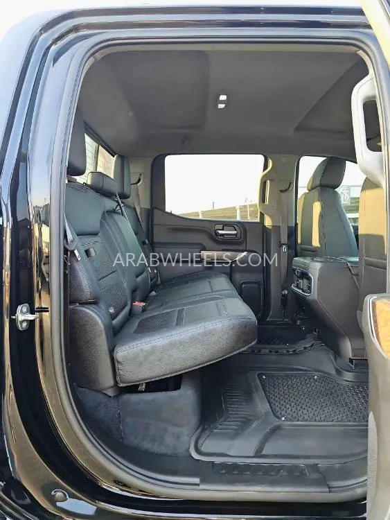 GMC Sierra 2020 for Sale in Dubai Image-28