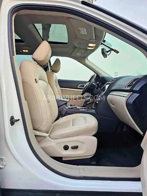 Ford Explorer 2019 for Sale in Dubai Image-1