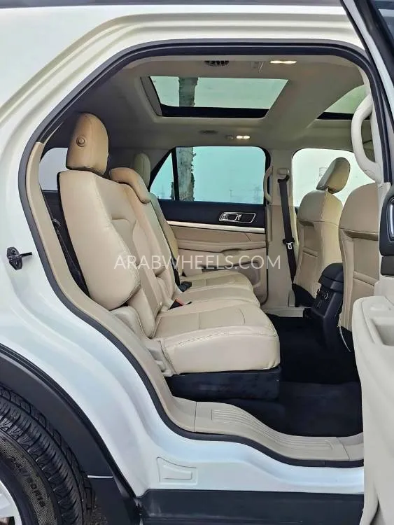 Ford Explorer 2019 for Sale in Dubai Image-33