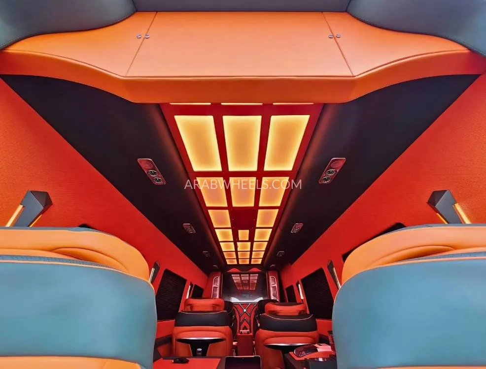 Mercedes Benz Sprinter 2020 for Sale in Dubai Image-17