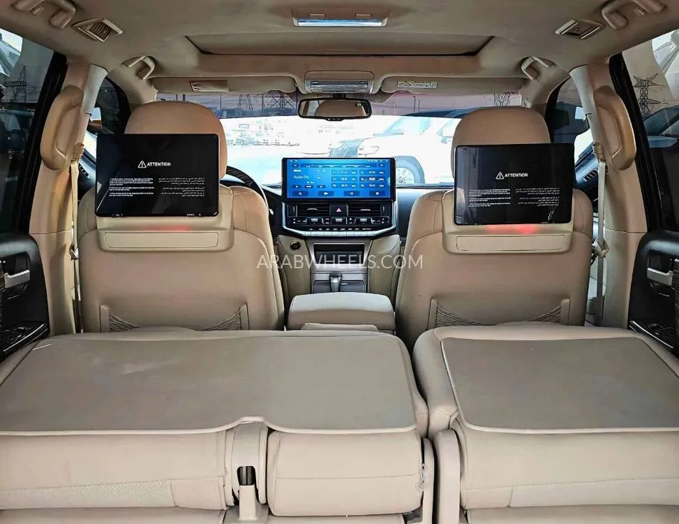 Toyota Land Cruiser 2014 for Sale in Dubai Image-18