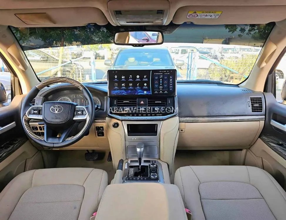 Toyota Land Cruiser 2014 for Sale in Dubai Image-27