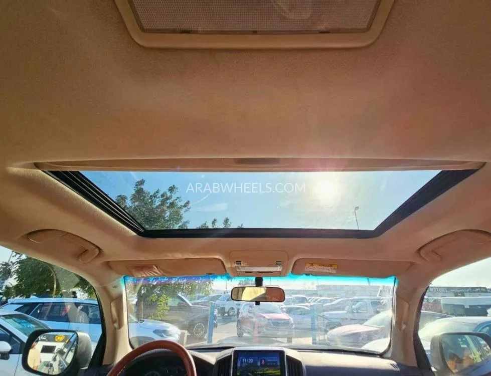 Toyota Land Cruiser 2018 for Sale in Dubai Image-17