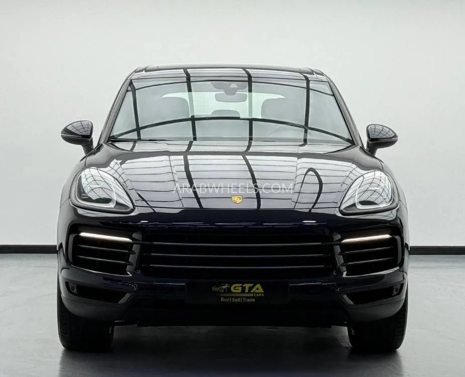 Porsche Cayenne 2022 for Sale in Dubai Image-4