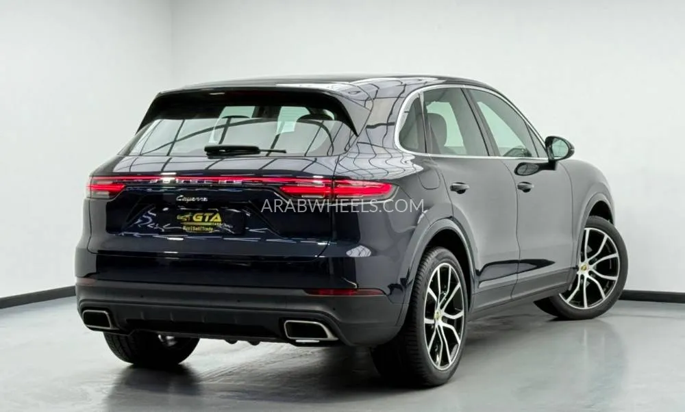 Porsche Cayenne 2022 for Sale in Dubai Image-7