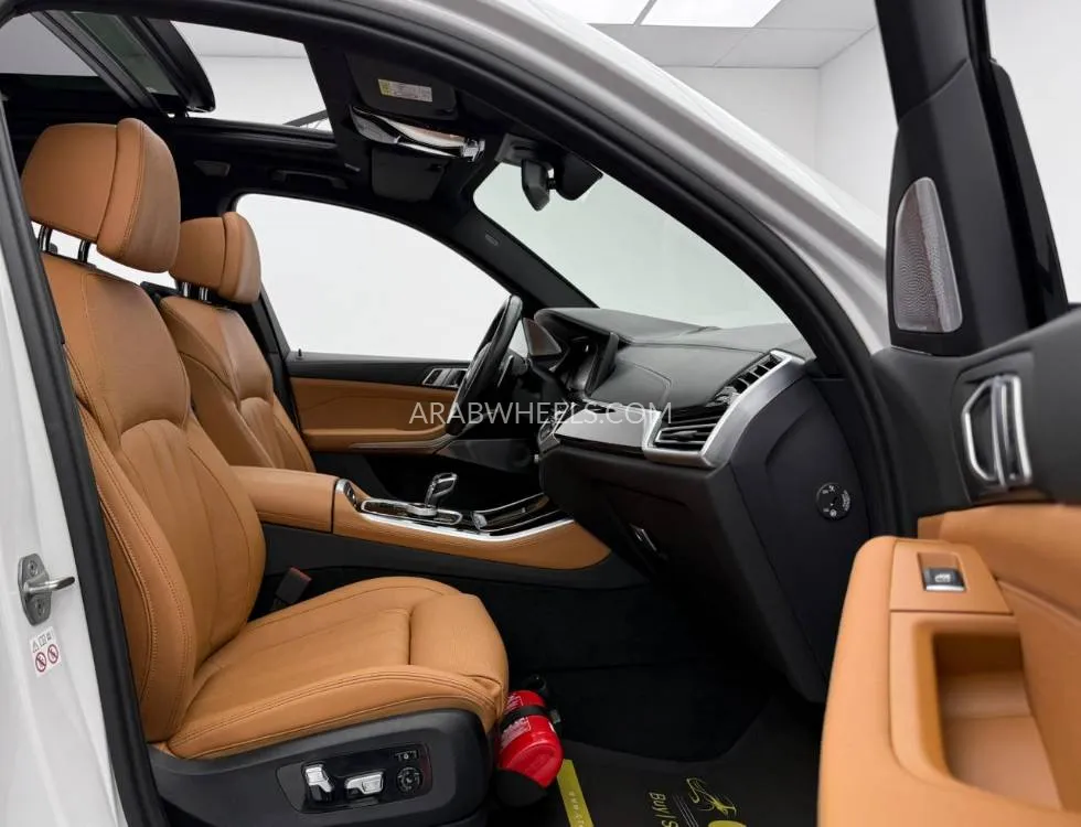 BMW X5 2022 for Sale in Dubai Image-15