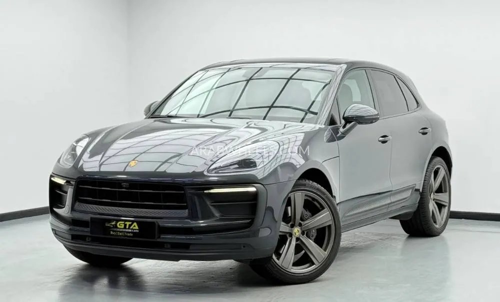 Porsche Macan 2022 for Sale in Dubai Image-6