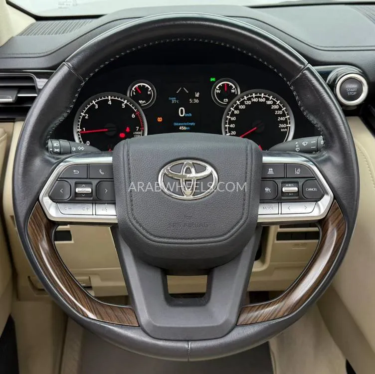 Toyota Land Cruiser 2022 for Sale in Dubai Image-8