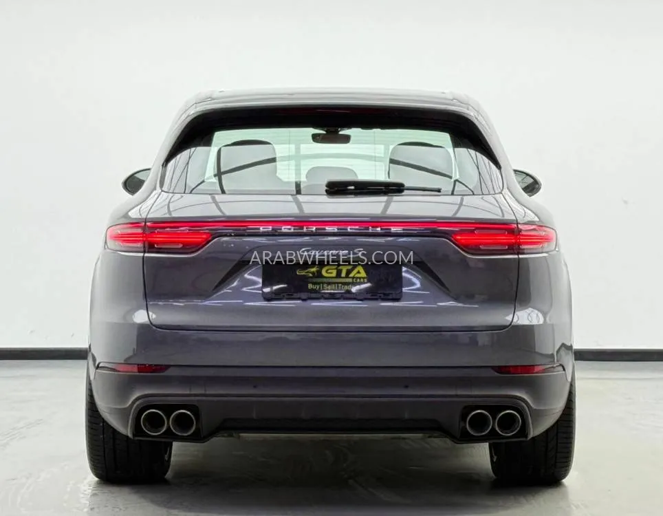 Porsche Cayenne 2019 for Sale in Dubai Image-4