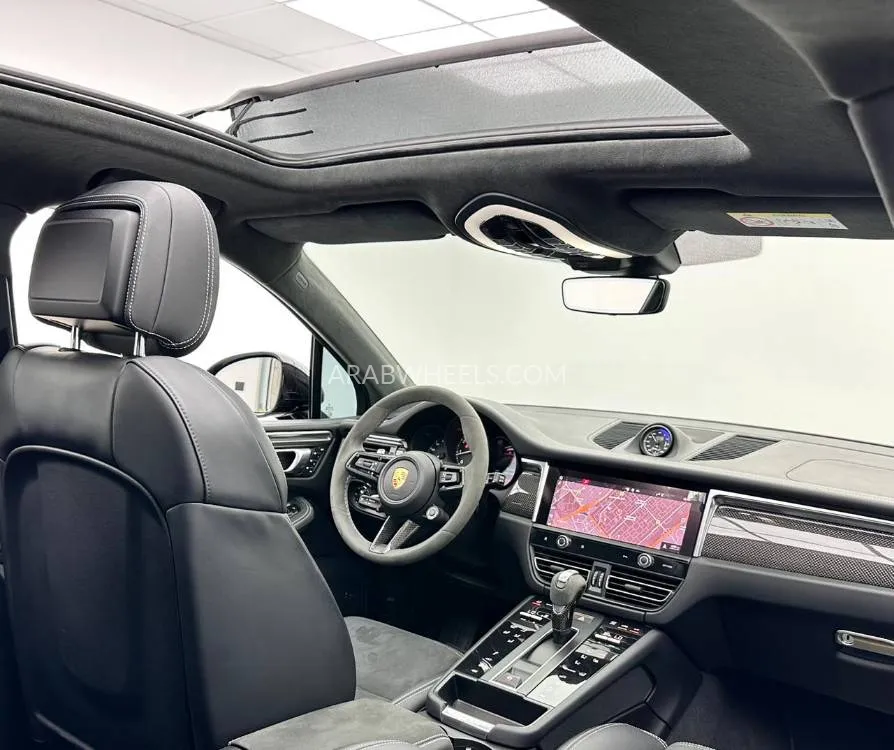 Porsche Macan 2024 for Sale in Dubai Image-13