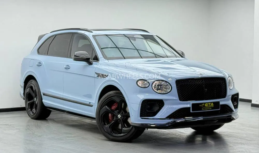 Bentley Bentayga 2023 for Sale in Dubai Image-1