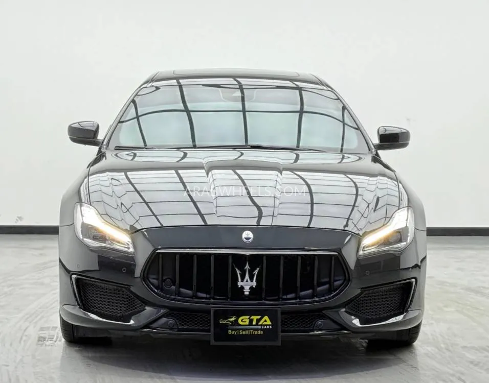 Maserati Quattroporte 2023 for Sale in Dubai Image-6