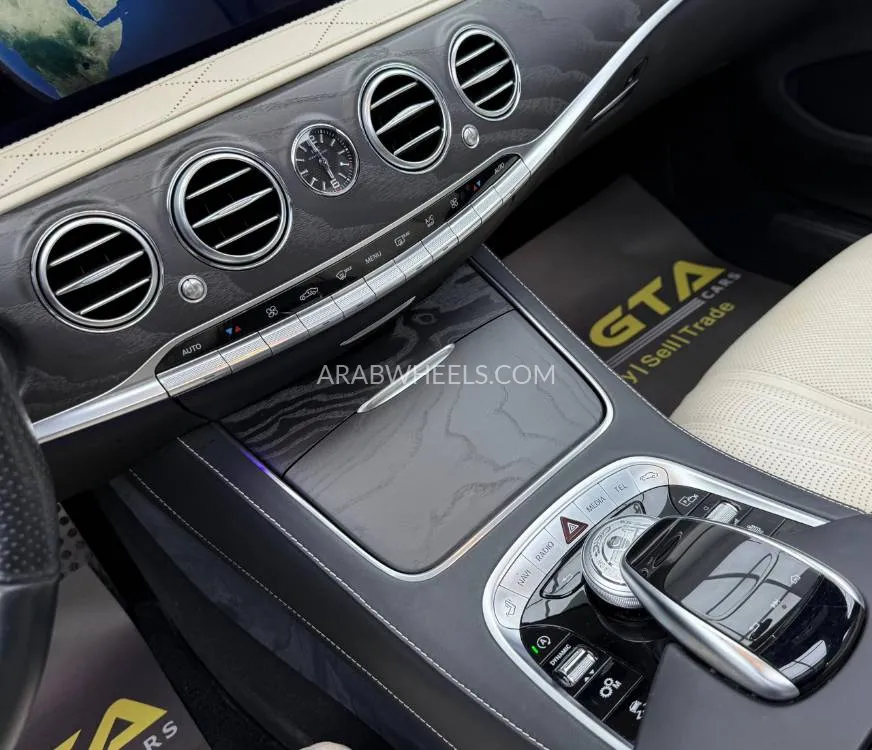 Mercedes Benz CLS Class 2018 for Sale in Dubai Image-9