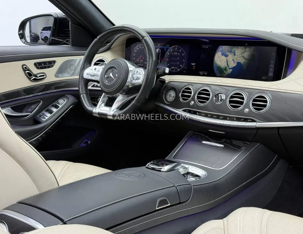 Mercedes Benz CLS Class 2018 for Sale in Dubai Image-15