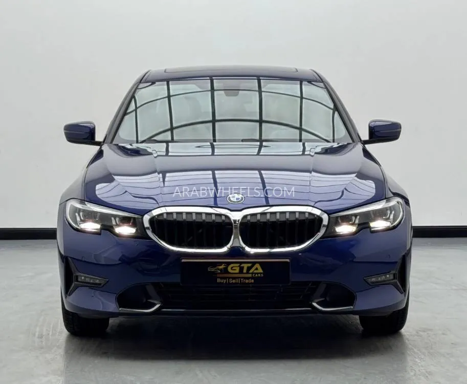 BMW 3 series 2019 for Sale in Dubai Image-2