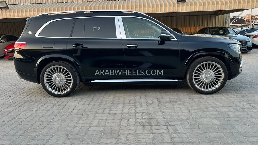 Mercedes Benz GLS 2023 for Sale in Ajman Image-3