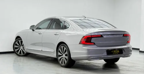 Volvo S90 2023