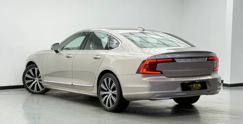 Volvo S90 2023