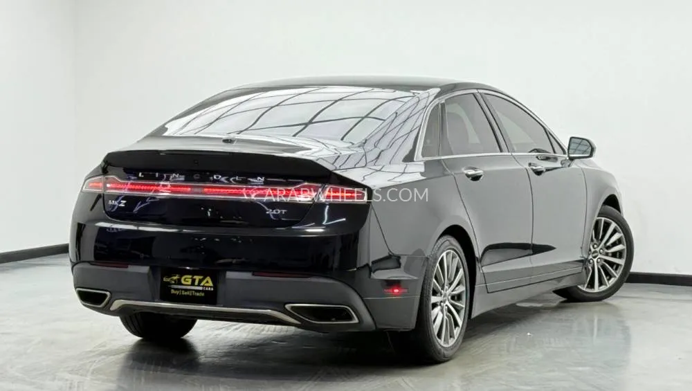 لينكون MKZ 2019 for Sale in دبي Image-3