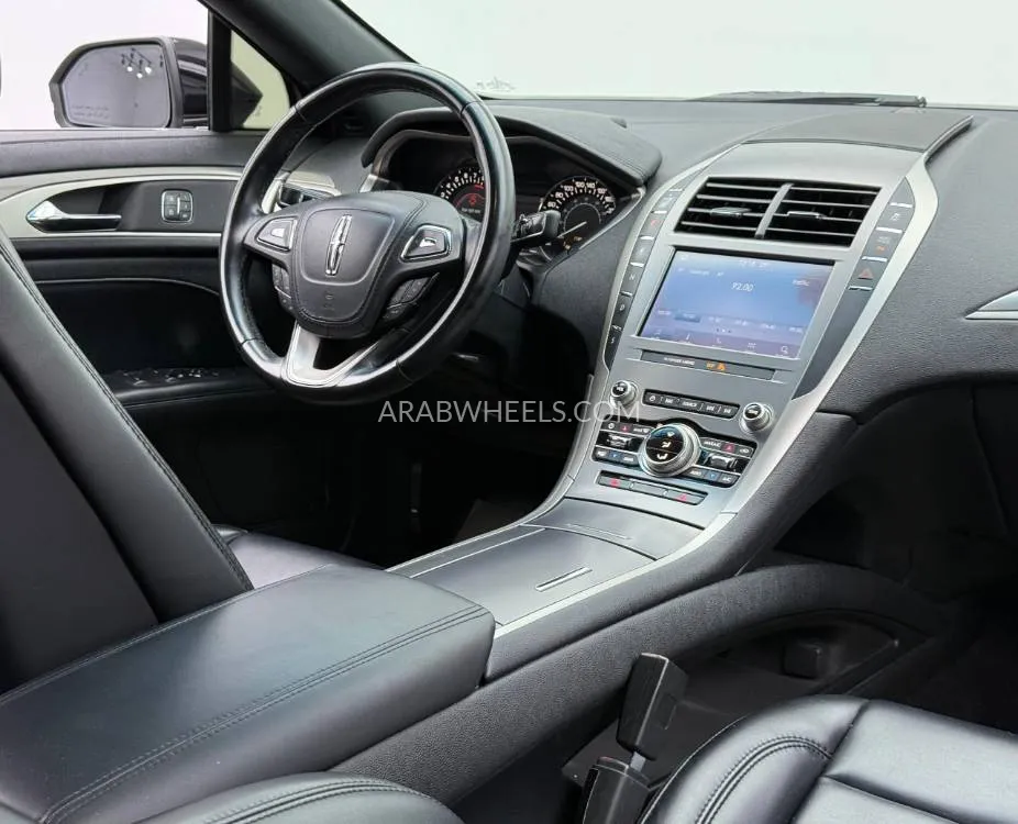لينكون MKZ 2019 for Sale in دبي Image-15