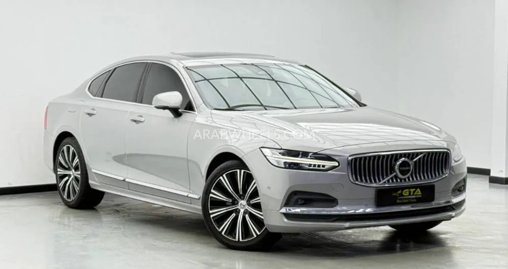 Volvo S90 2023 for Sale in Dubai Image-4