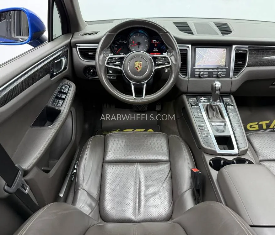 Porsche Macan 2016 for Sale in Dubai Image-11