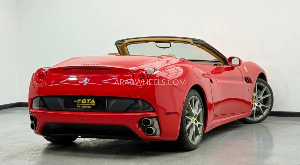 Ferrari California 2012 for Sale in Dubai Image-8