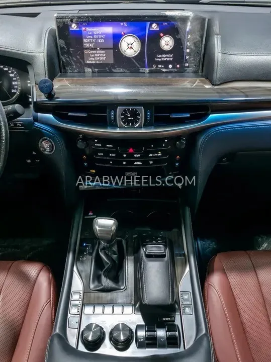 Lexus LX 2019 for Sale in Abu Dhabi Image-8