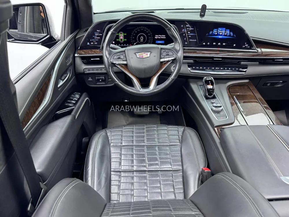 Cadillac Escalade 2021 for Sale in Dubai Image-10