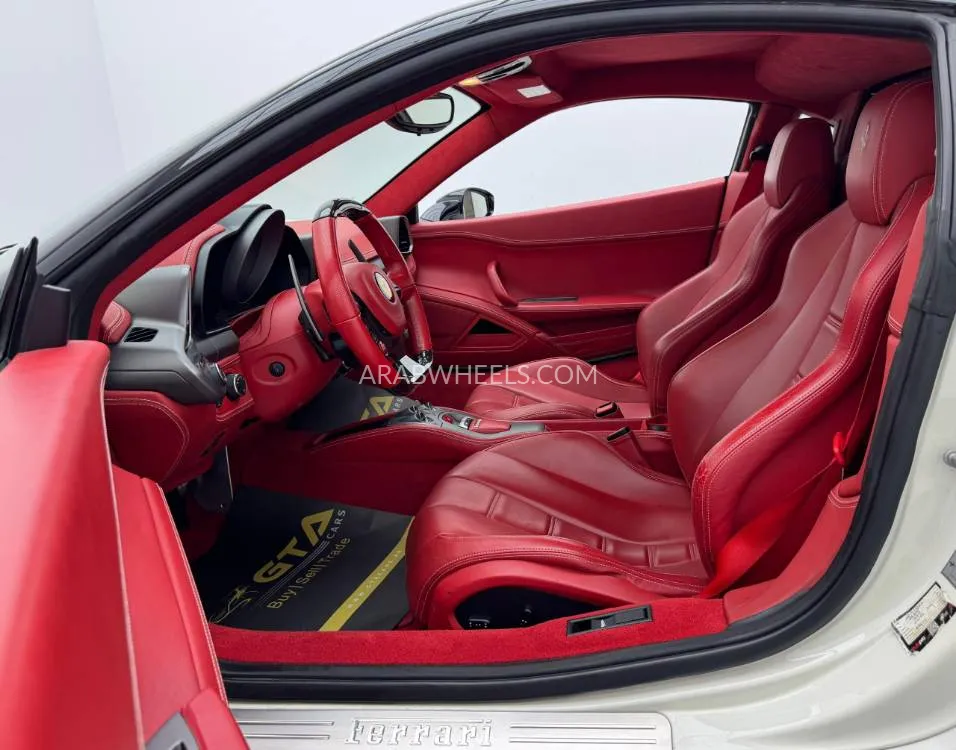 Ferrari 458 2014 for Sale in Dubai Image-3