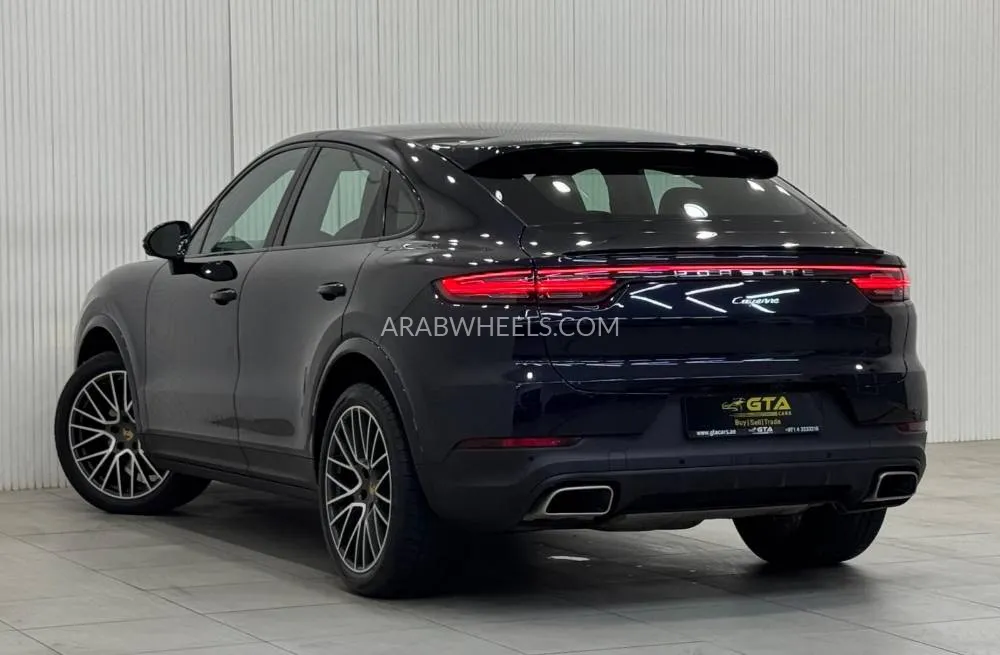 Porsche Cayenne 2022 for Sale in Dubai Image-5