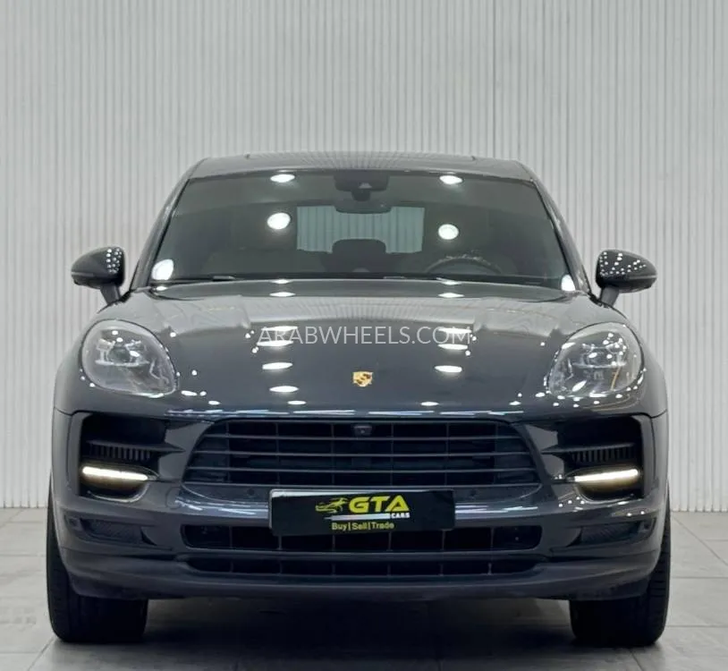 Porsche Macan 2020 for Sale in Dubai Image-3