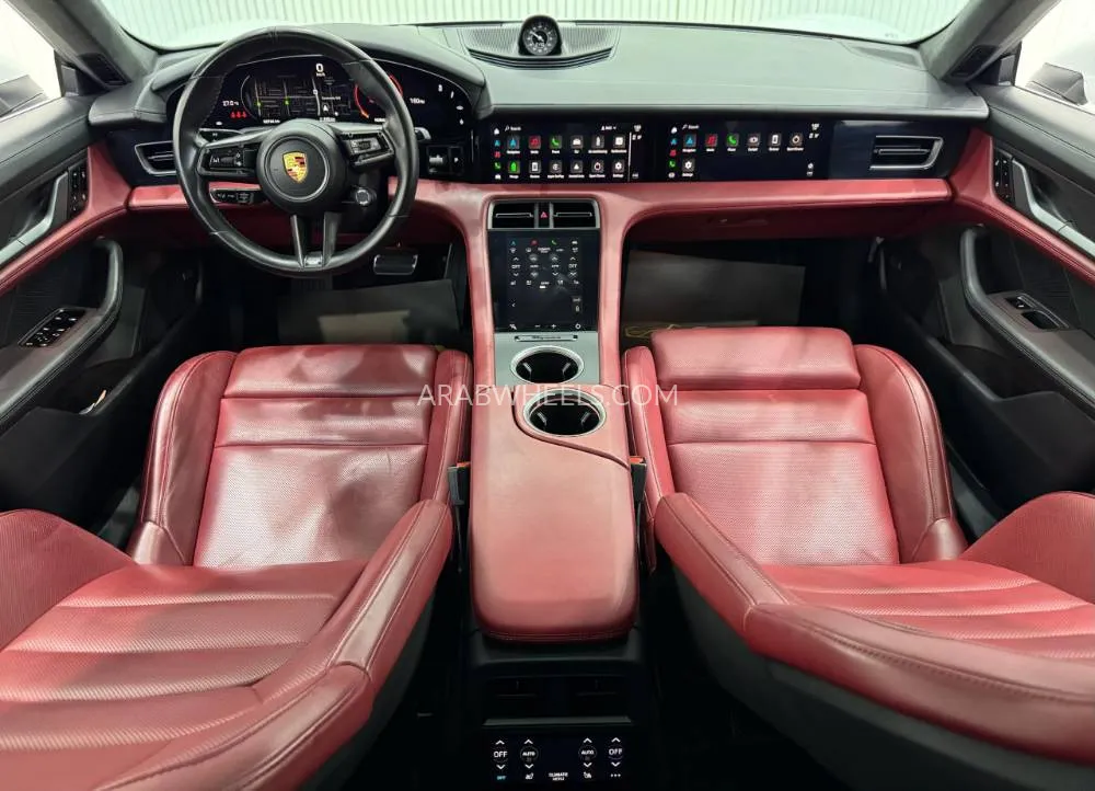 Porsche Taycan 2021 for Sale in Dubai Image-10