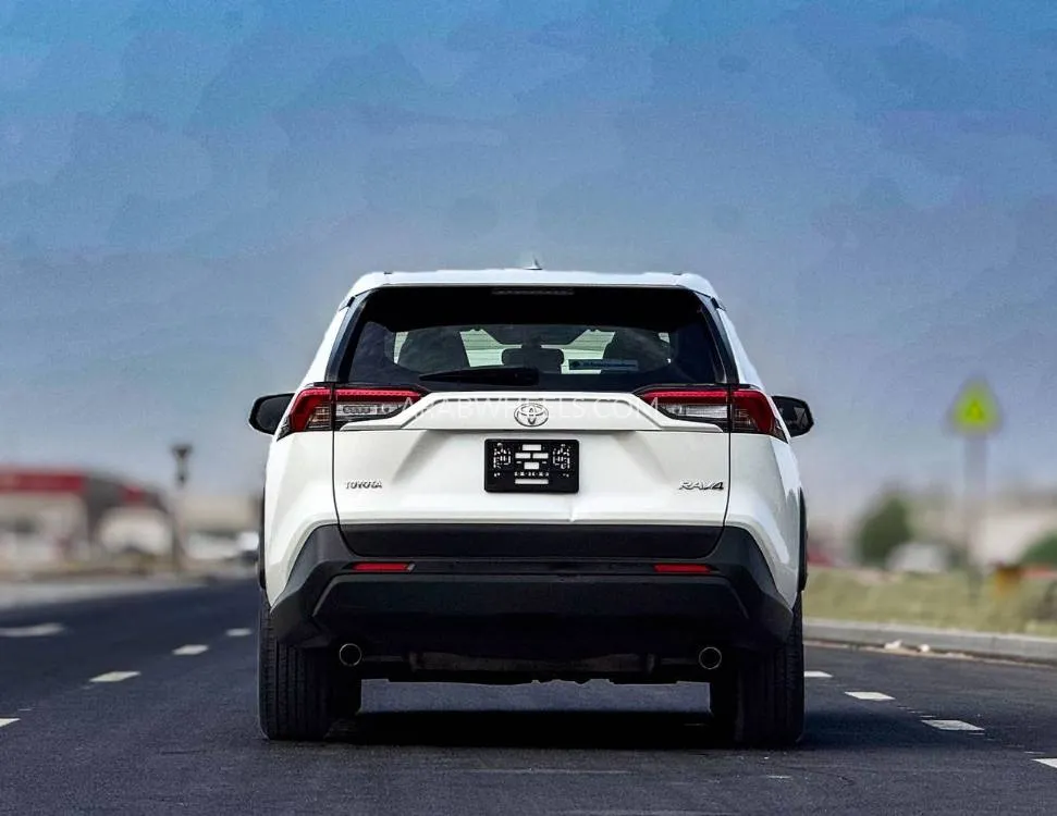 Toyota Rav4 2021 for Sale in Sharjah Image-6