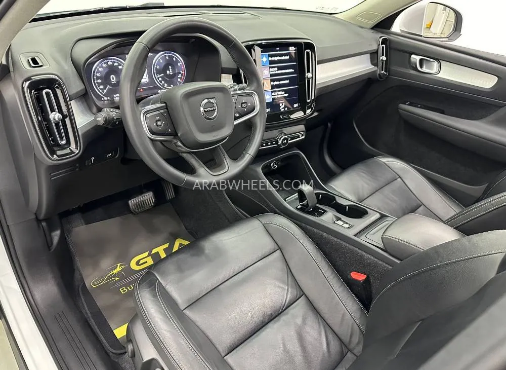 Volvo XC40 2022 for Sale in Dubai Image-16