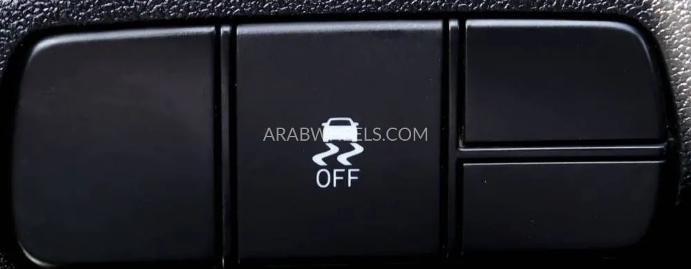 Hyundai Elantra 2023 for Sale in Sharjah Image-17