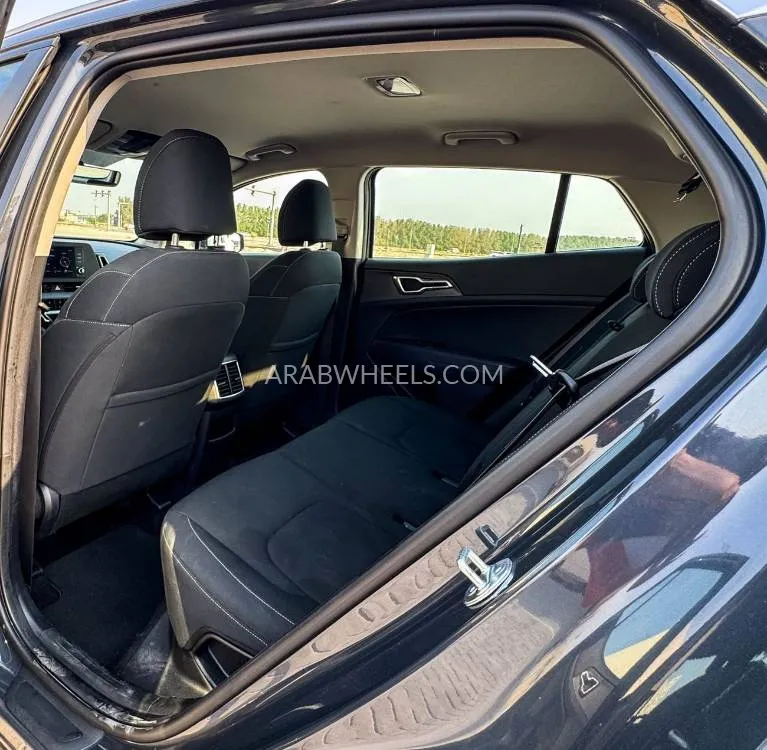 Kia Sportage 2023 for Sale in Sharjah Image-10