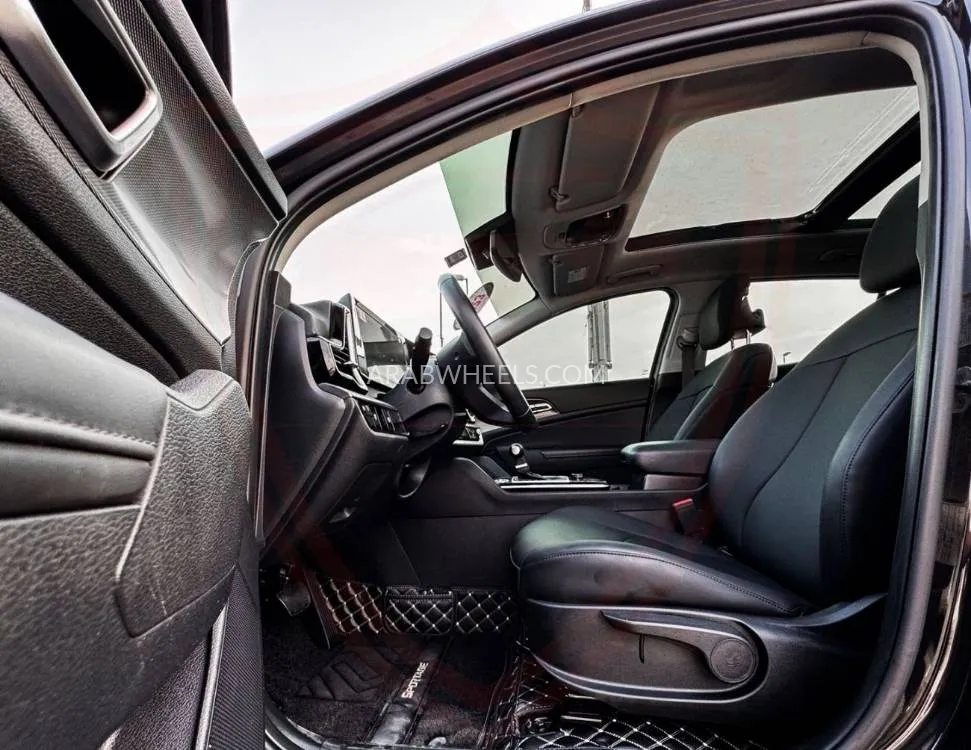 Kia Sportage 2023 for Sale in Sharjah Image-8