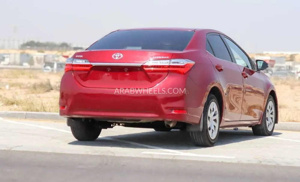 Toyota Corolla 2018 for Sale in Sharjah Image-6